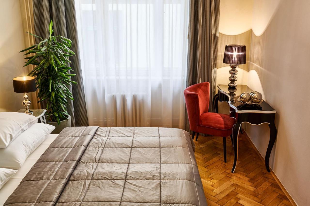 Pragueone Apartment,A/C,Terrace Praga Exterior foto